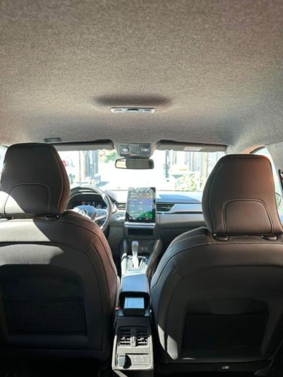 Renault Captur Plug-in Hybrid E-Tech 160 CV Techno (13)