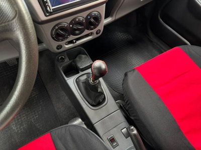 Suzuki Ignis 1.5 16V cat 4WD GL (11)