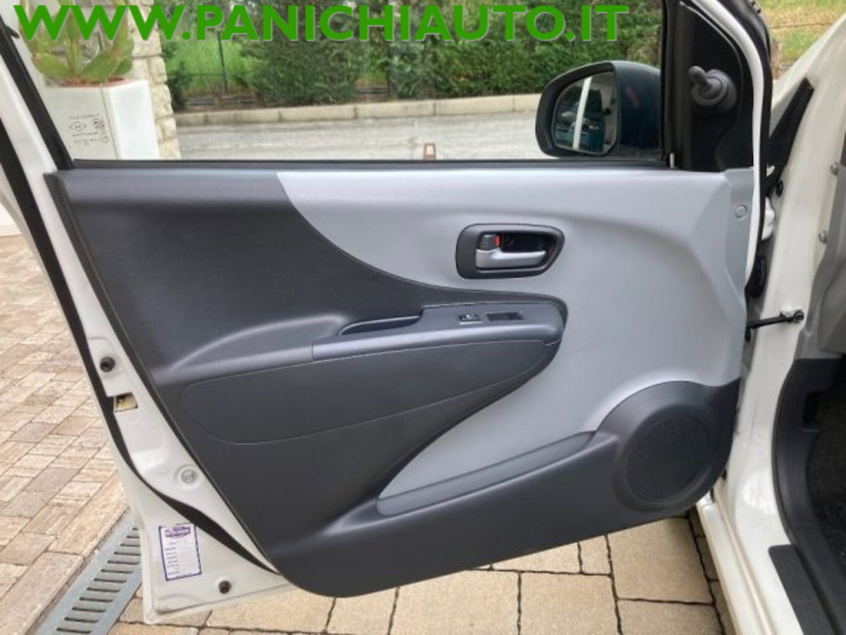 Suzuki Alto 1.0 GLX (16)