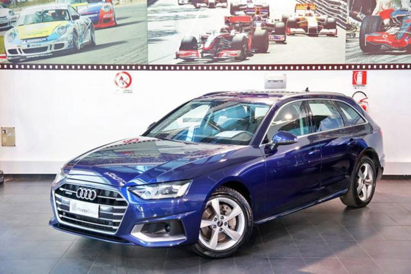 Audi A4 Avant 40 2.0 tdi mhev Business Advanced quattro 204cv s-tronic