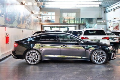 Audi A5 Sportback 40 TDI S tronic (2)