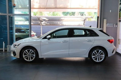 Audi A3 Sportback 30 TDI Business (3)