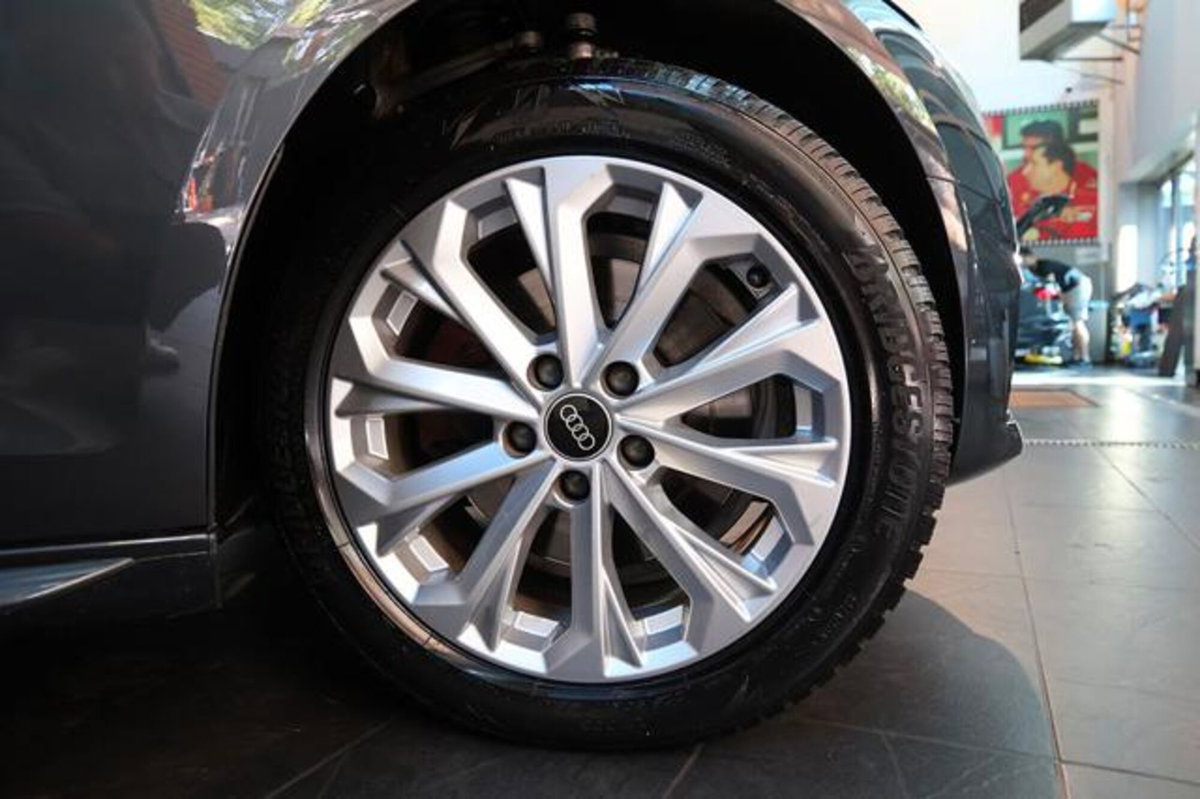 Audi A4 Avant 35 2.0 tdi mhev Business Advanced 163cv s-tronic (6)