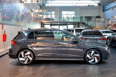 Volkswagen Golf 2.0 TSI GTI DSG (2)
