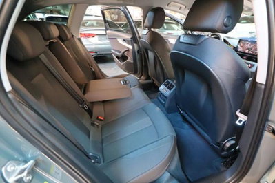 Audi A4 Avant 30 2.0 tdi mhev Business Advanced 136cv s-tronic (19)