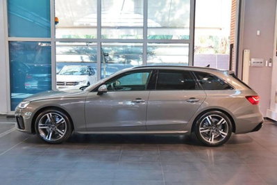 Audi A4 Avant 30 2.0 tdi mhev Business Advanced 136cv s-tronic (3)