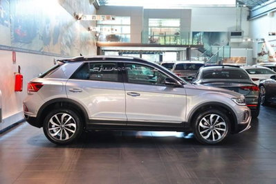 Volkswagen T-Roc 1.5 TSI ACT DSG Style BlueMotion Technology (2)