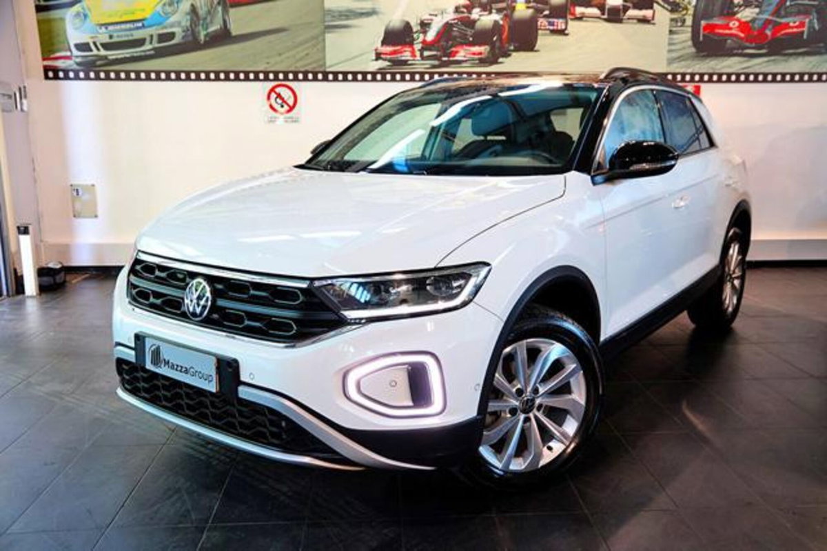Volkswagen T-Roc 1.5 tsi Edition dsg (7)