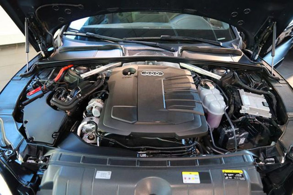 Audi A5 Cabrio 40 2.0 tdi mhev Business quattro 204cv s-tronic (11)