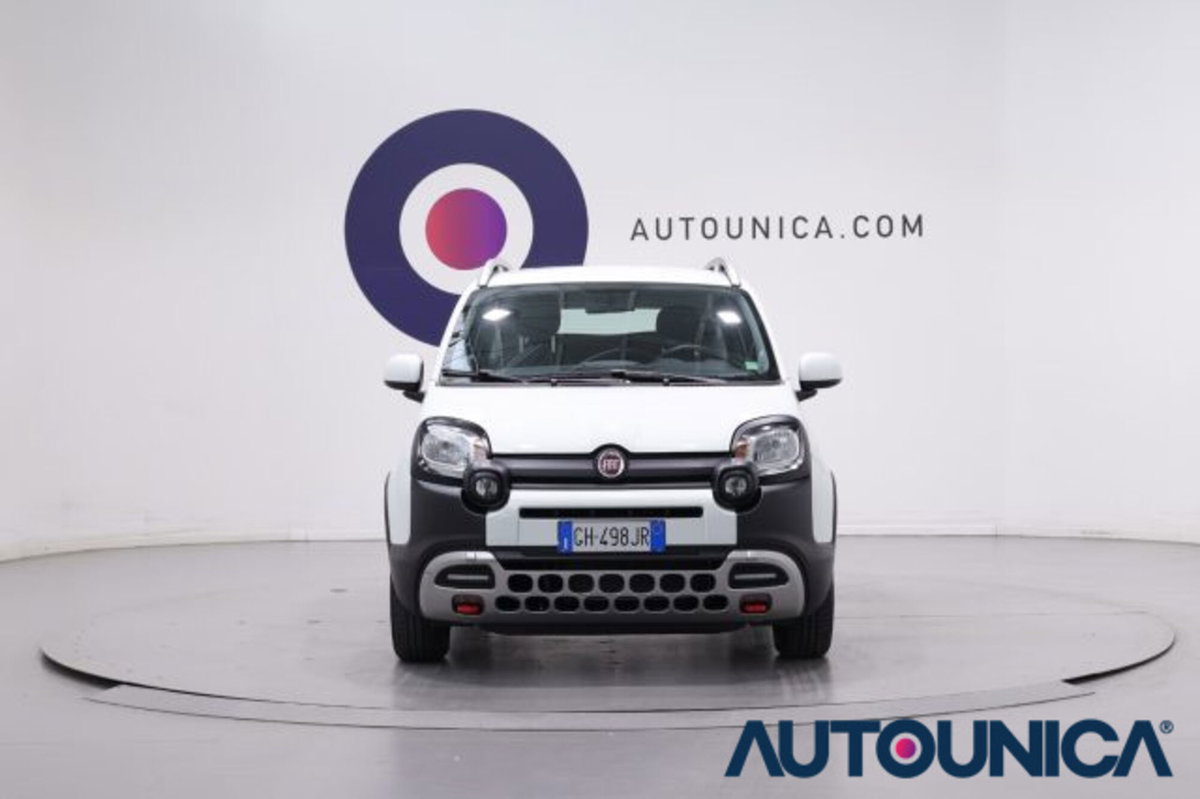 Fiat Panda 1.0 FireFly S&S Hybrid City Cross (2)