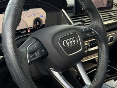 Audi Q5 40 2.0 tdi mhev 12V Identity Black quattro s-tronic (11)
