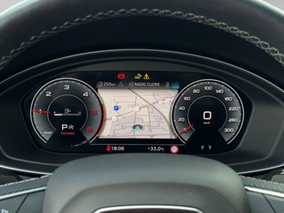 Audi Q5 40 2.0 tdi mhev 12V Identity Black quattro s-tronic (12)