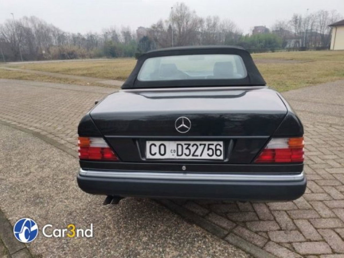 Mercedes-Benz 300 Cabrio 300 SL-24 (4)