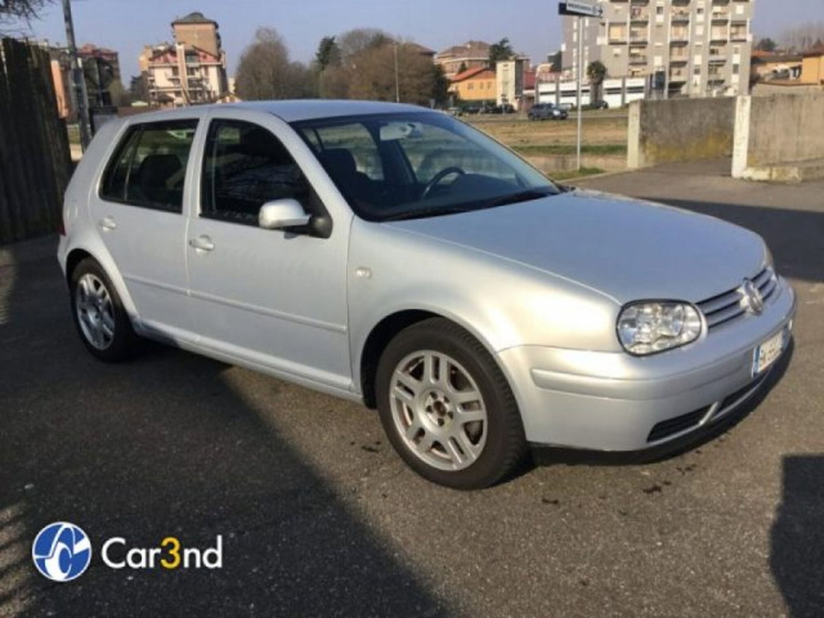 Volkswagen Golf 1.8 turbo 20V cat 5p. GTI (2)