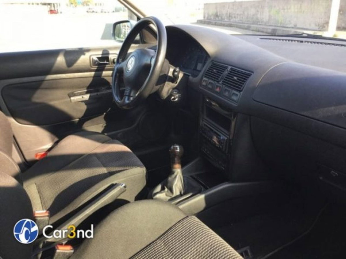 Volkswagen Golf 1.8 turbo 20V cat 5p. GTI (5)