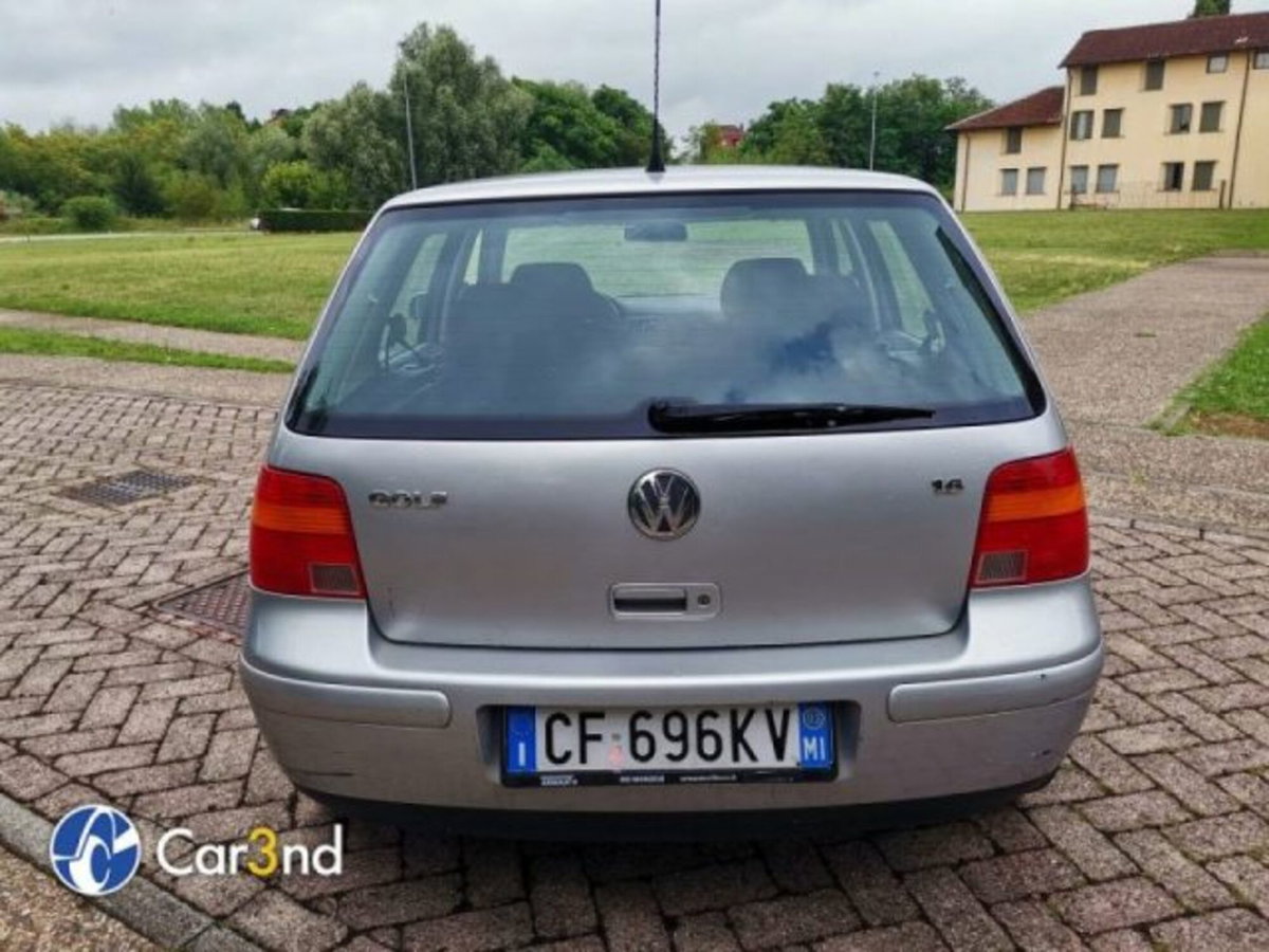 Volkswagen Golf 1.6/102 CV cat 5p. aut. Highline (4)