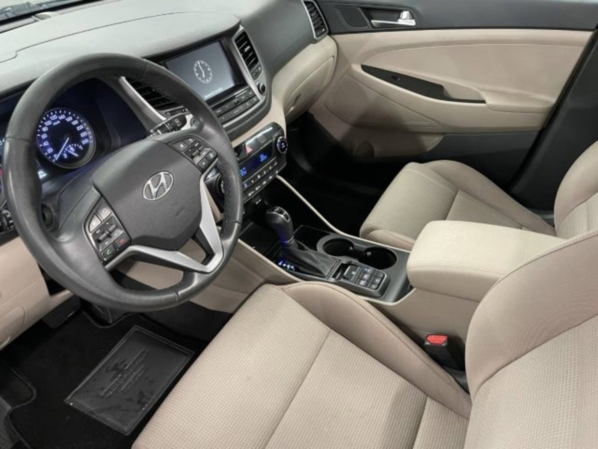 Hyundai Tucson 1.7 CRDi DCT XPossible (6)