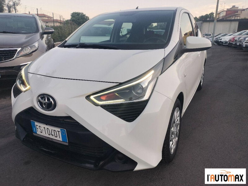Toyota Aygo 1.0 VVT-i 72 CV 5 porte x-cool MMT