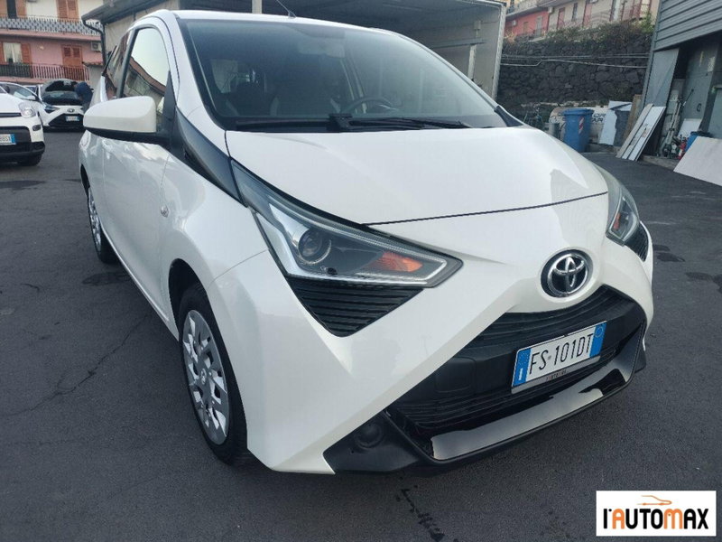 Toyota Aygo 1.0 VVT-i 72 CV 5 porte x-cool MMT