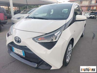 Toyota Aygo 1.0 VVT-i 72 CV 5 porte x-cool MMT (3)