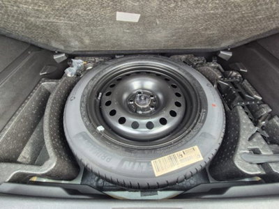 Jeep Renegade 1.6 Mjt 130 CV Limited (13)