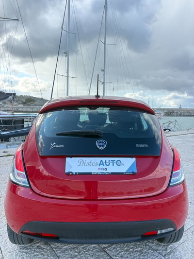 Lancia Ypsilon 1.0 FireFly 5 porte S&S Hybrid Ecochic Silver (7)