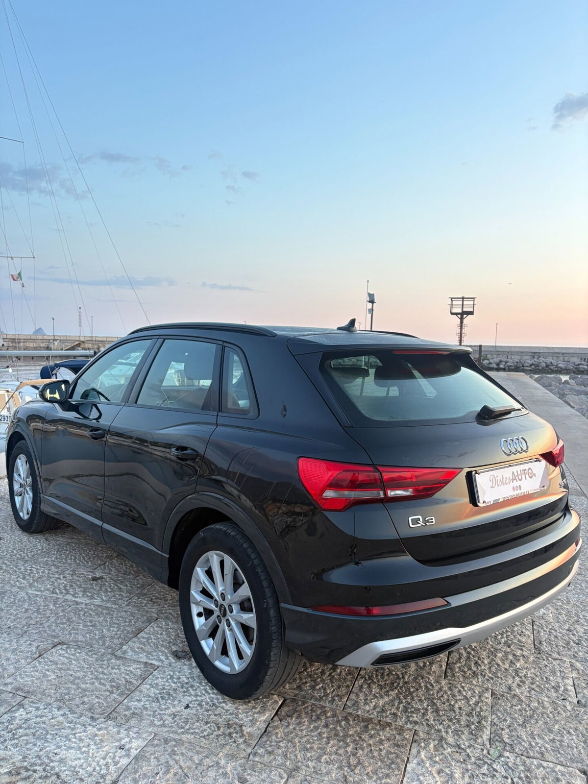 Audi Q3 35 TDI quattro S tronic Business Advanced (5)