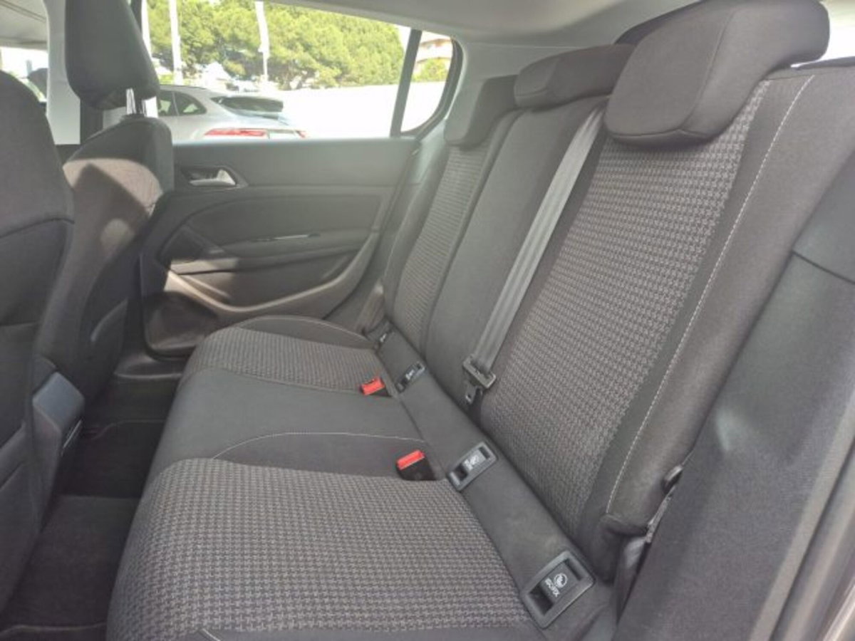 Peugeot 308 BlueHDi 130 S&S EAT8 Active Business (12)
