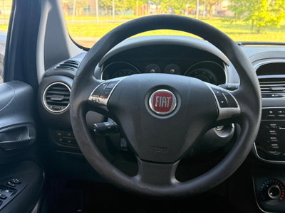 Fiat Punto 1.4 8V 5 porte Easypower Street (8)