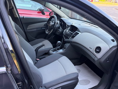 Chevrolet Cruze 2.0 Diesel 150CV 4 porte LT (11)