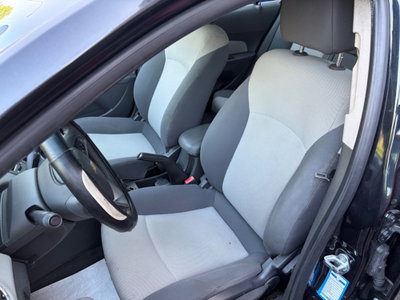 Chevrolet Cruze 2.0 Diesel 150CV 4 porte LT (9)