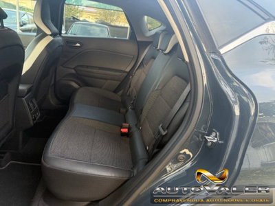 Renault Captur Plug-in Hybrid E-Tech 160 CV Intens (10)