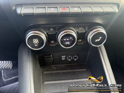 Renault Captur Plug-in Hybrid E-Tech 160 CV Intens (13)