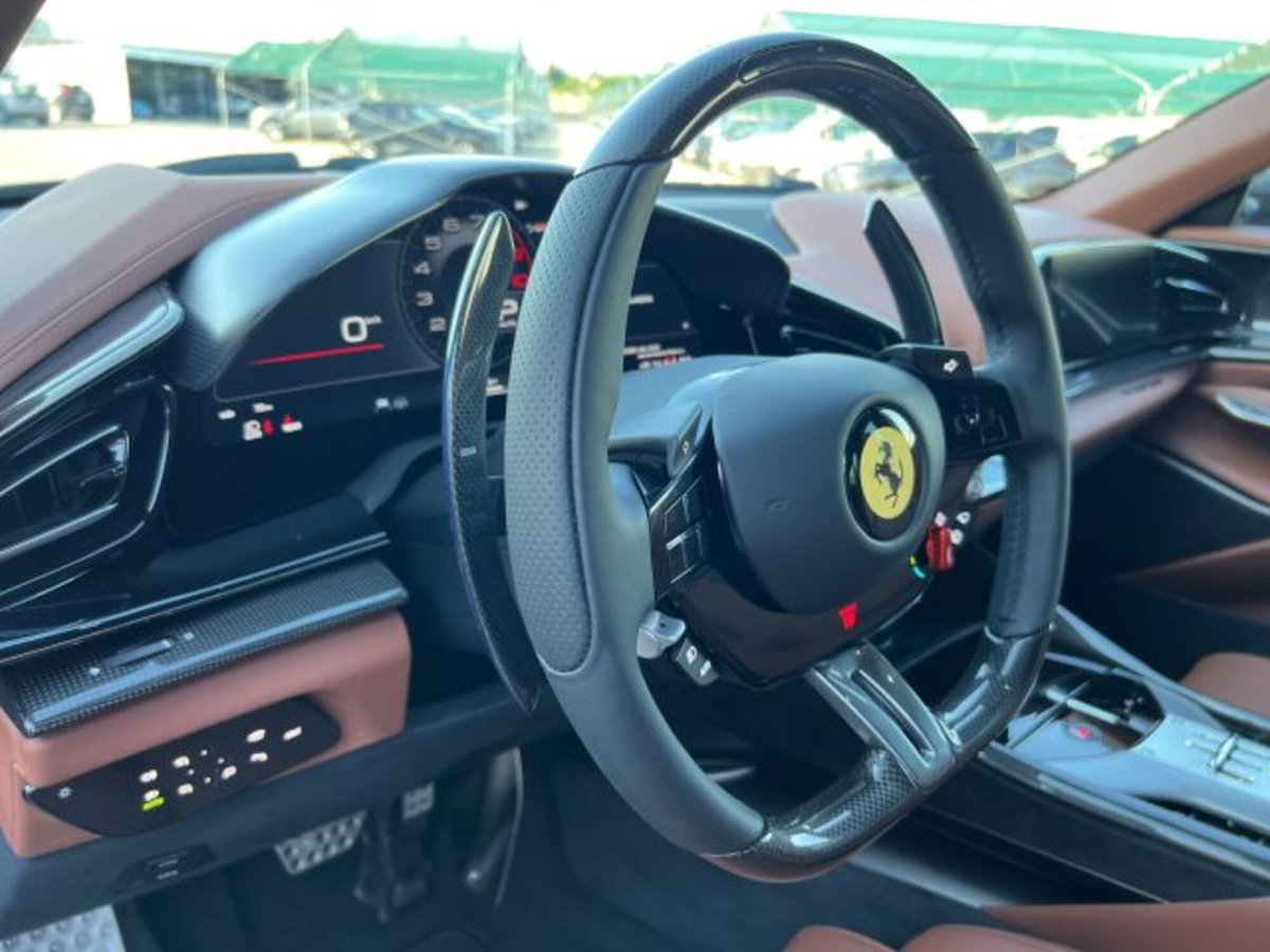 Ferrari Purosangue 6.5 (11)