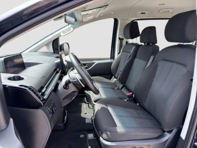 Hyundai Staria 2.2 awd auto (10)