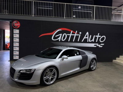 Audi R8 Coupé 4.2 V8 FSI quattro R tronic (2)