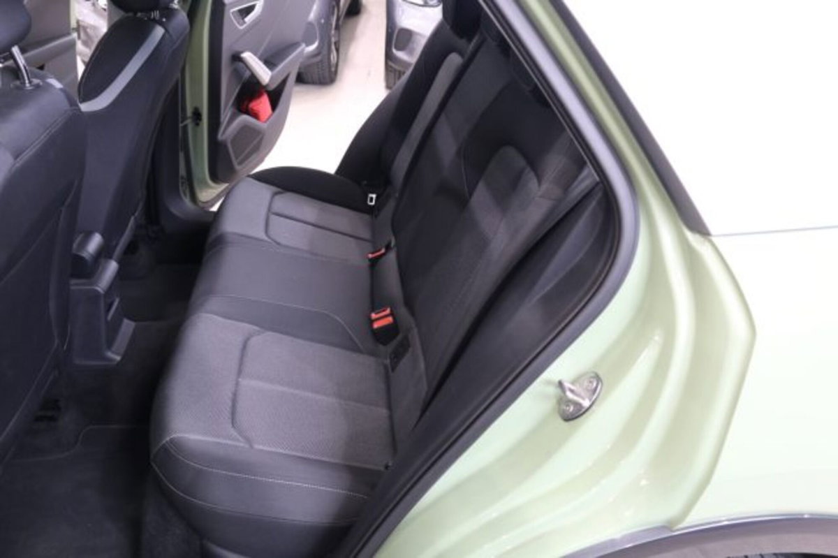 Audi Q2 Q2 35 TDI quattro S tronic S line Edition (18)