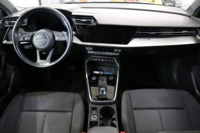 Audi A3 Sportback 30 g-tron S tronic Business Advanced (9)