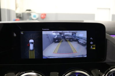 Mercedes-Benz GLA SUV 180 d Automatic Premium (13)