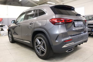 Mercedes-Benz GLA SUV 180 d Automatic Premium (4)