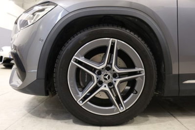 Mercedes-Benz GLA SUV 180 d Automatic Premium (8)