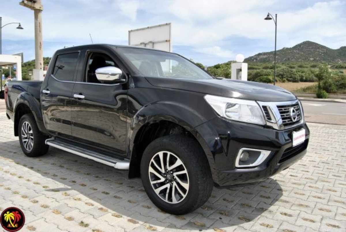 Nissan Navara 2.3 dCi 190 CV 4WD Double Cab Tekna (3)