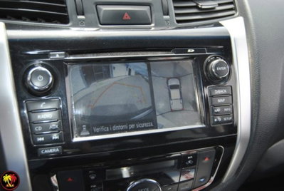 Nissan Navara 2.3 dCi 190 CV 4WD Double Cab Tekna (9)