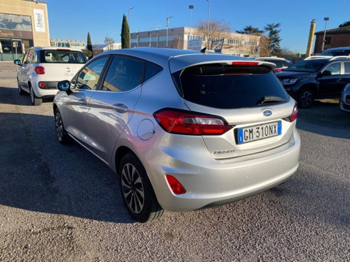 Ford Fiesta 1.1 75 CV 5 porte Titanium (4)