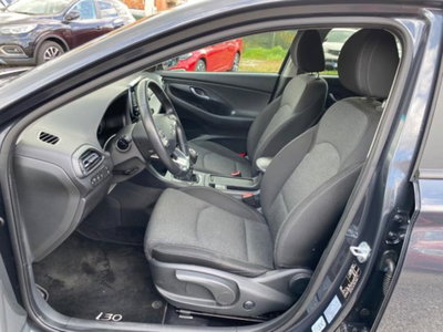 Hyundai i30 Fastback 1.0 T-GDI iMT 48V Prime (5)