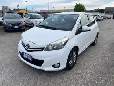 Toyota Yaris 1.D-4D 5 porte Active usata