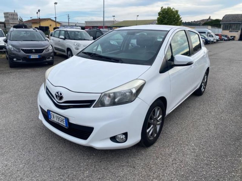 Toyota Yaris 1.D-4D 5 porte Active