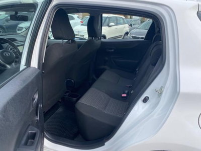 Toyota Yaris 1.D-4D 5 porte Active (6)