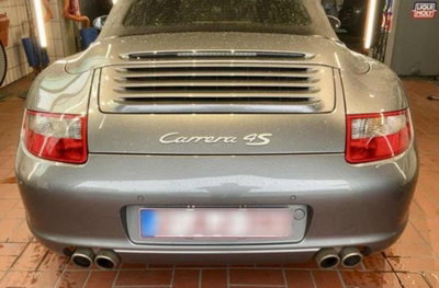 Porsche 911 Cabrio Carrera 4S (2)