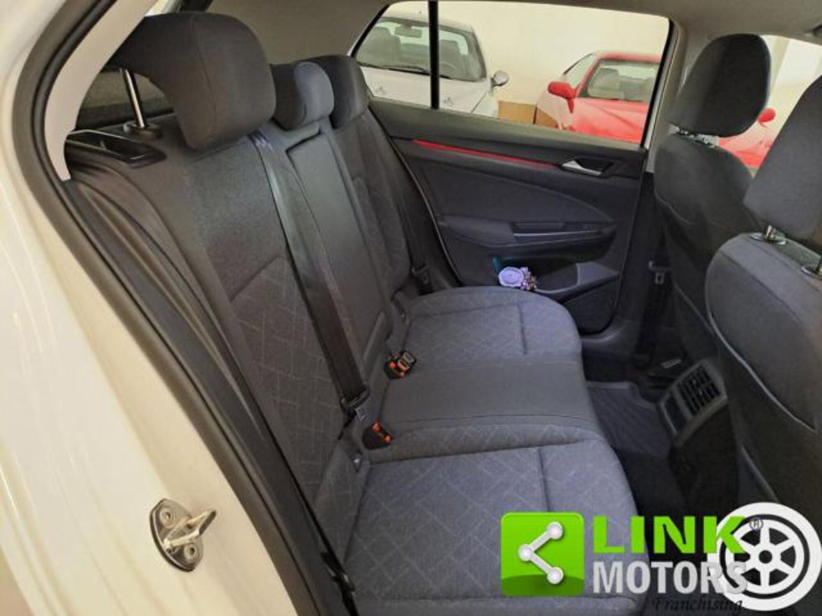 Volkswagen Golf 2.0 TDI 150 CV DSG SCR Style (20)